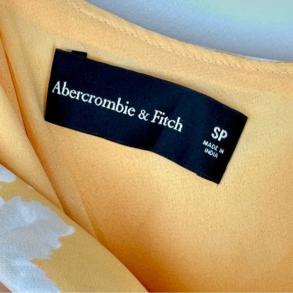 Butter Yellow Floral Cowl Neck Slip Dress Fairycore Small Abercrombie & Fitch - Picture 6 of 11